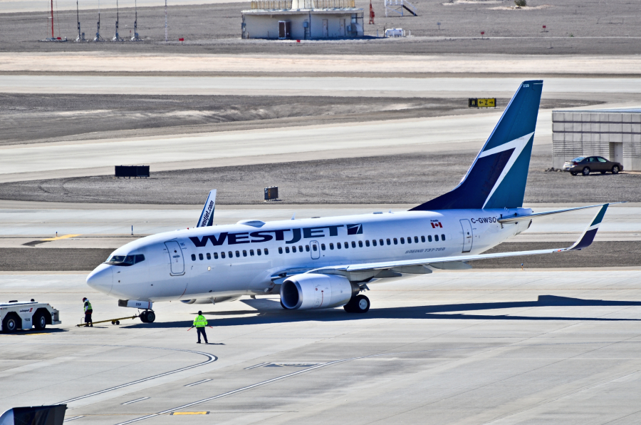 Samolot kanadyjskich linii WestJet.